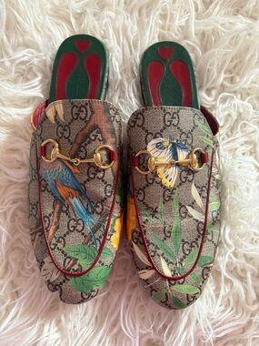 Gucci Princetown Tian Bird Print Horsebit Mules Size 40